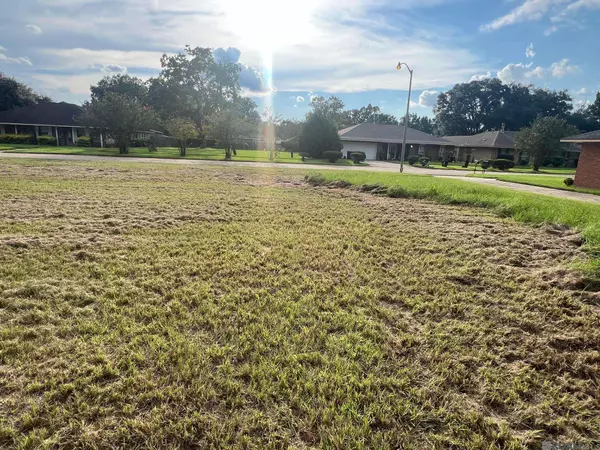 Baton Rouge, LA 70807,12226 Turnley Dr