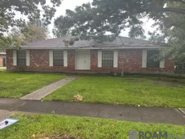 6337 Hickory Ridge Bl, Saint George, LA 70817