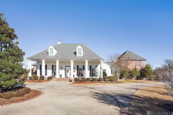 2555 N Turnberry Ave, Zachary, LA 70791