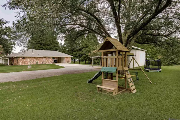 Gonzales, LA 70737,11472 Lon Mow Ln