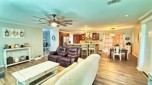 Chauvin, LA 70344,4421 Bayouside Dr