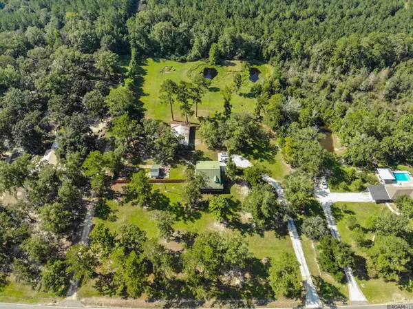 Holden, LA 70744,24744 La Hwy 42