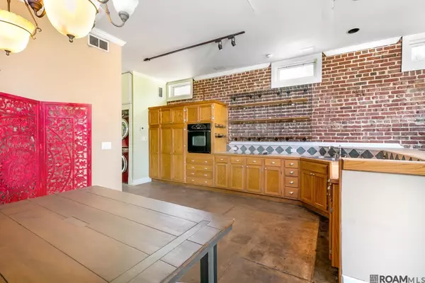 Baton Rouge, LA 70802,1670 North St