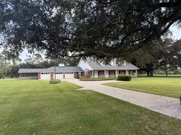 White Castle, LA 70788,36015 Richland Rd