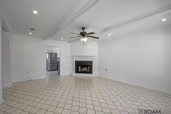 Baton Rouge, LA 70816,1833 W Marsden Pl