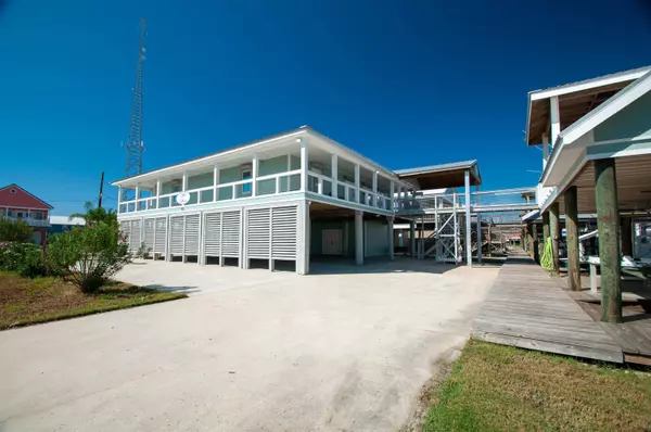 Golden Meadow, LA 70357,102 Constantin Dr