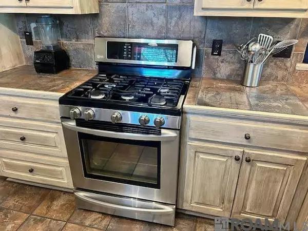 Saint George, LA 70817,17877 Nine Oaks Ave