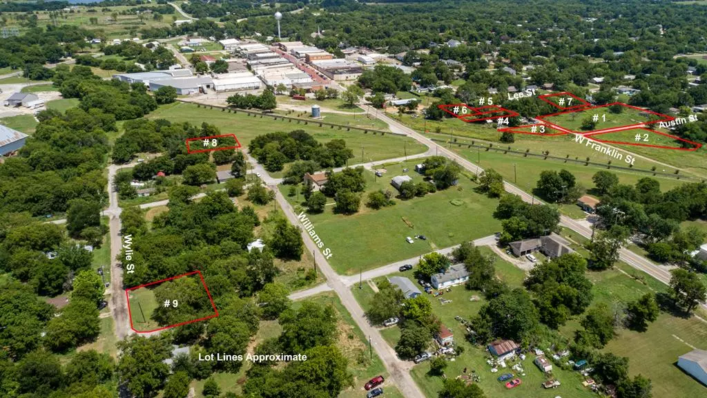 415 W. Wylie St., Wolfe City, TX 75496