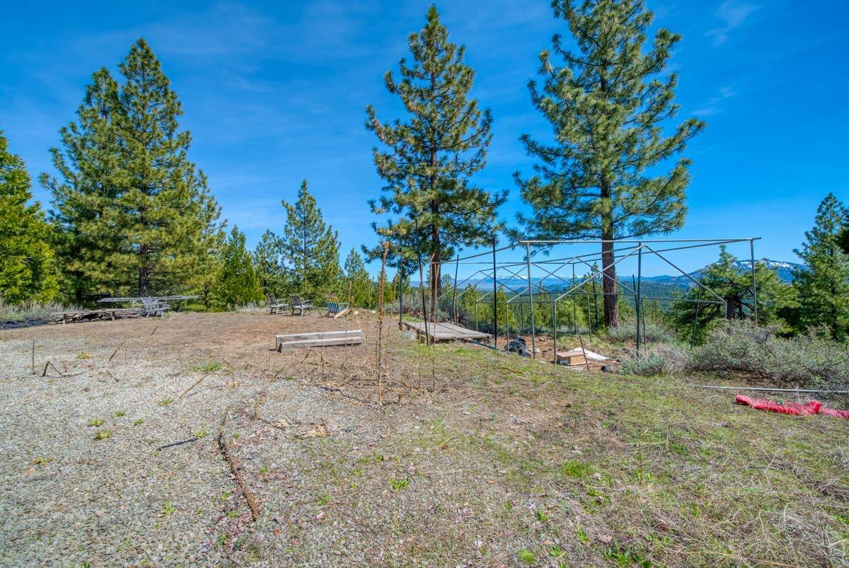Portola, CA 96122,7451 Bitterbrush Road
