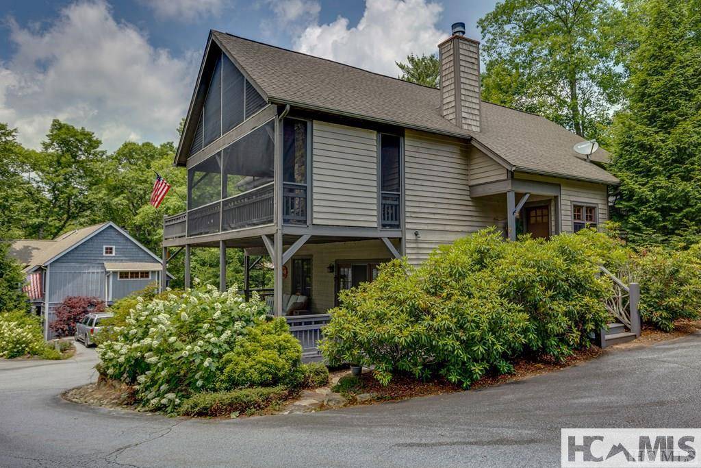 71 Cart Path PATH, Cullowhee, NC 28723