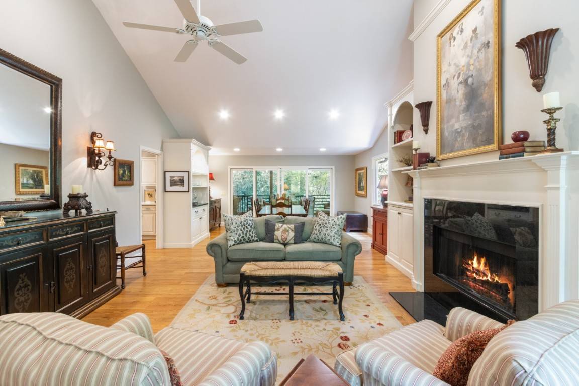 24 Stoney Creek RD, Highlands, NC 28741
