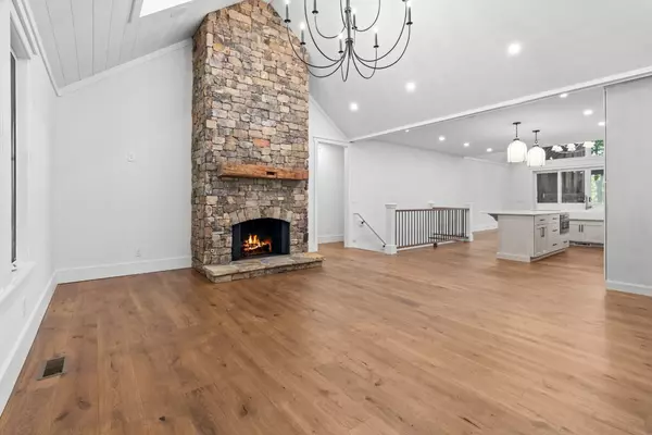 Glenville, NC 28736,1310 New Settlers WAY