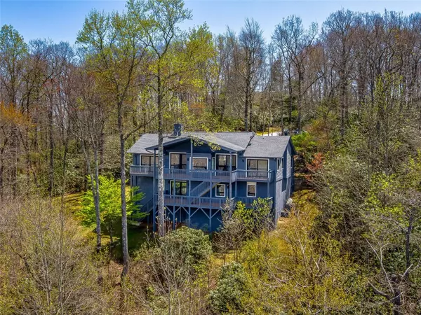 80 Raven Rock VIS, Lake Toxaway, NC 28747