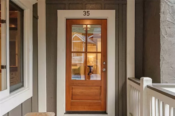 Cashiers, NC 28717,35 Bustle LN