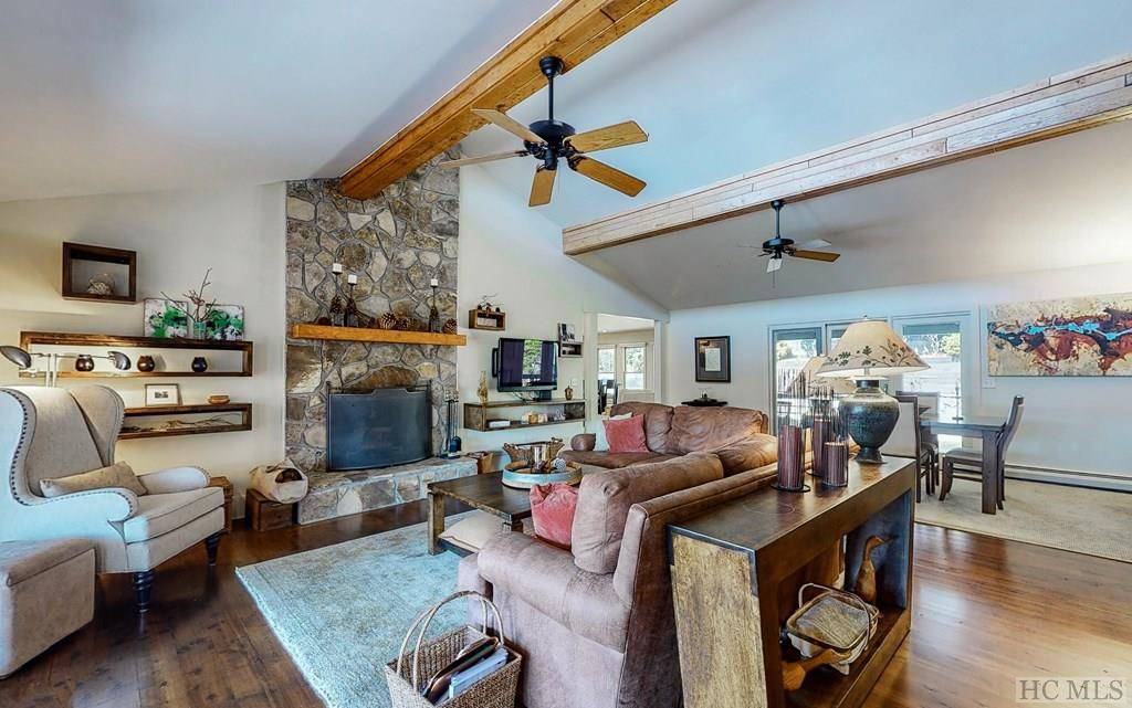 Highlands, NC 28741,34 Spruce LN