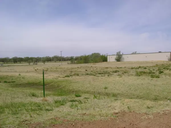 Levelland, TX 79336,508 Clubview Drive