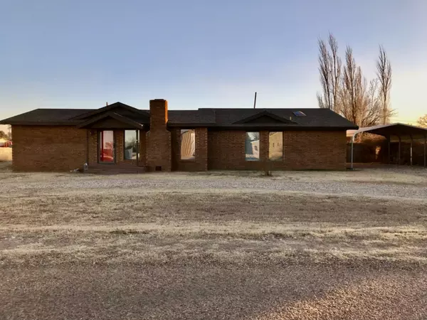 2304 Mockingbird Lane, Levelland, TX 79336