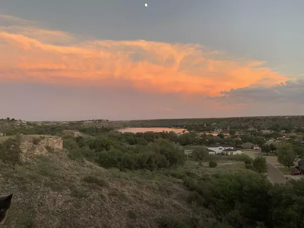 34 N Rim Road, Ransom Canyon, TX 79366