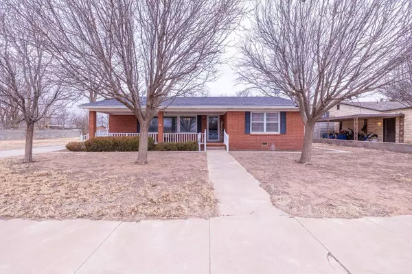 208 N 14th Street, Lamesa, TX 79331