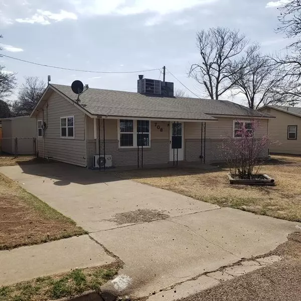 708 Hickory Street, Idalou, TX 79329