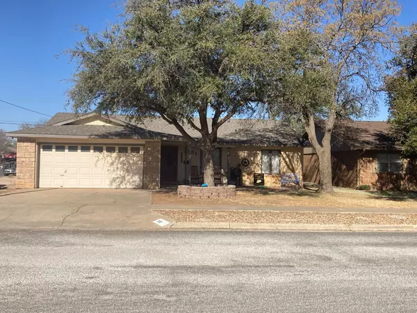 701 N Ave O, Post, TX 79356