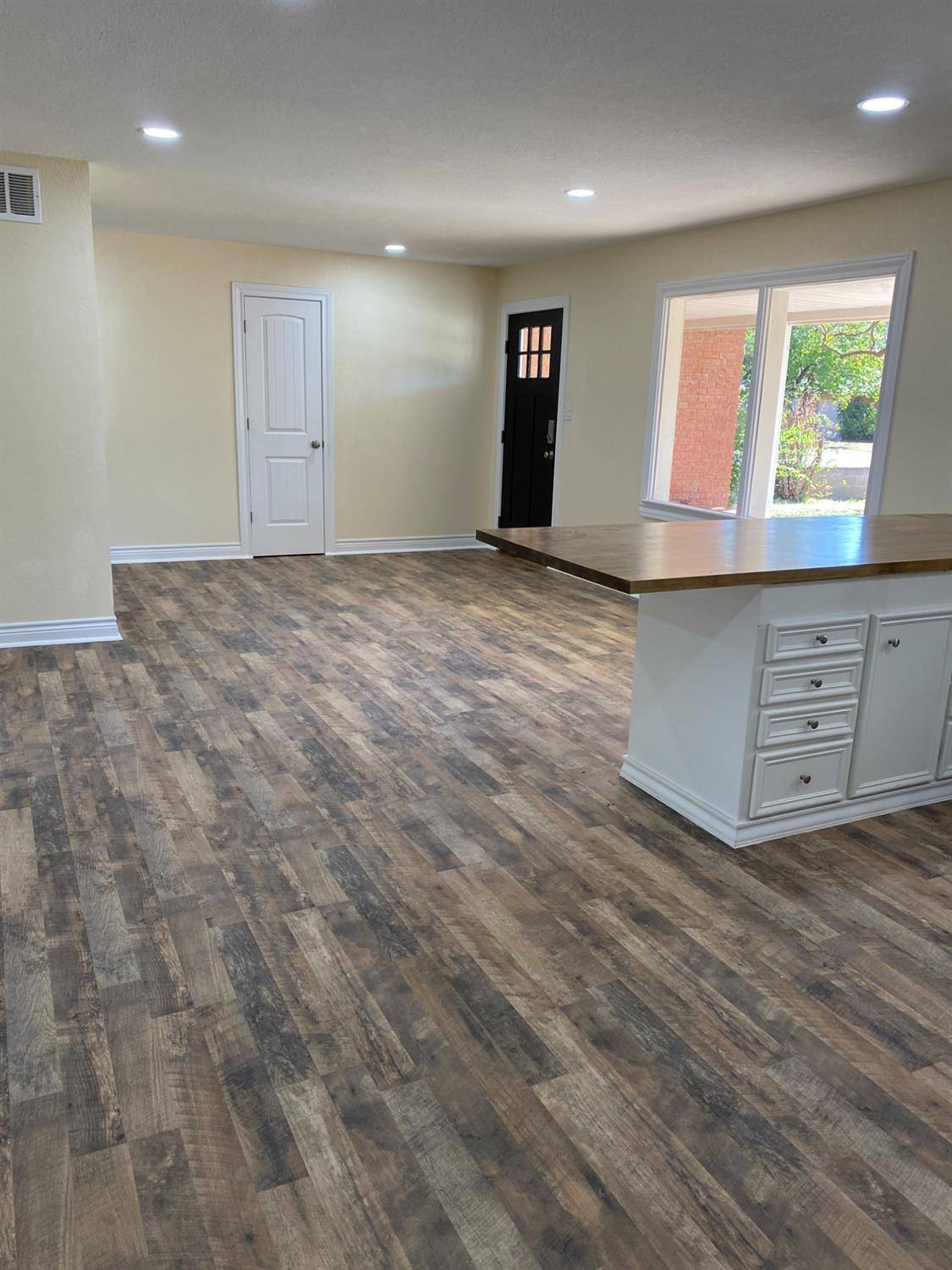 Lamesa, TX 79331,302 N 19th Street