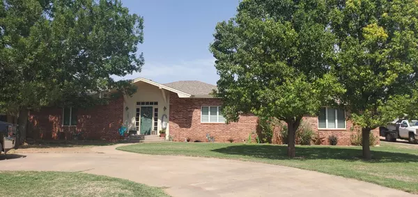 104 Ridge Road, Post, TX 79356