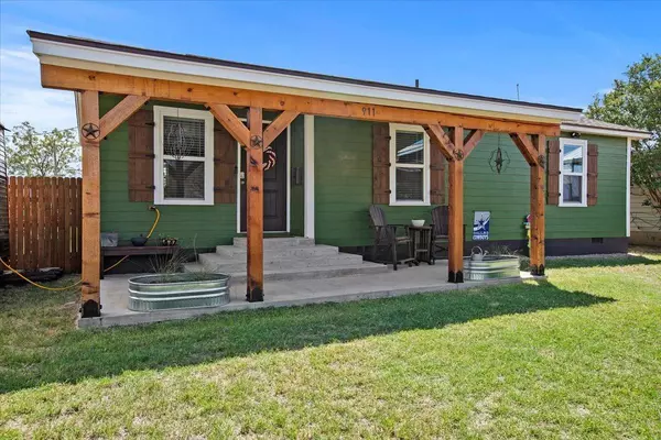 911 W 12th Street, Post, TX 79356