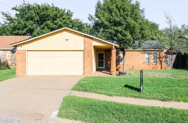 8203 Geneva Street, Lubbock, TX 79423