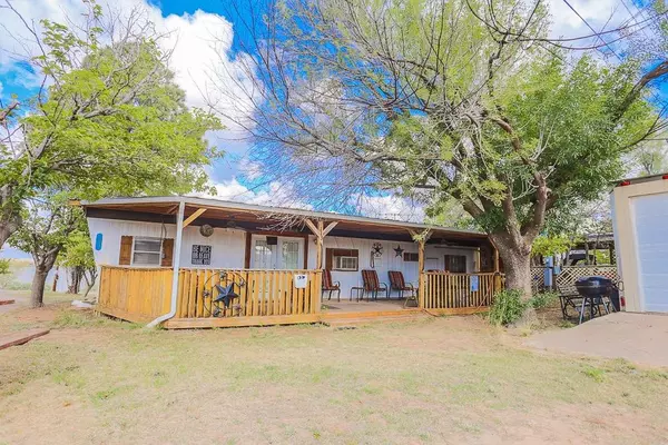 113 Bluebonnet Road, Spur, TX 79370