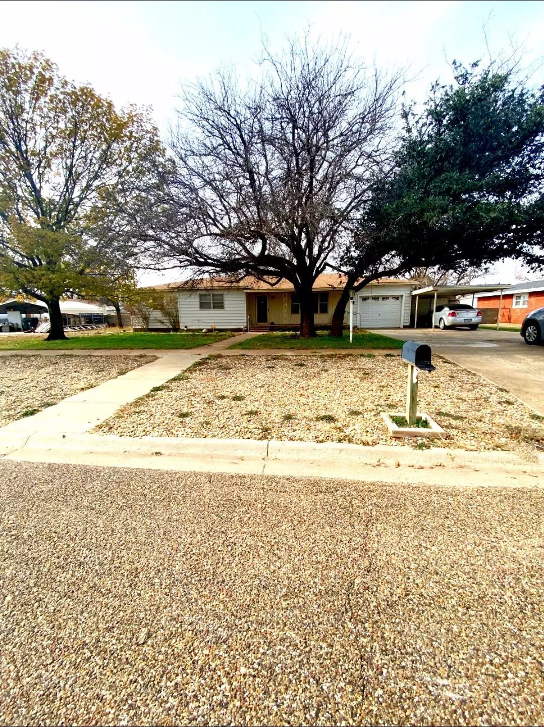 Slaton, TX 79364,835 S 20th Street