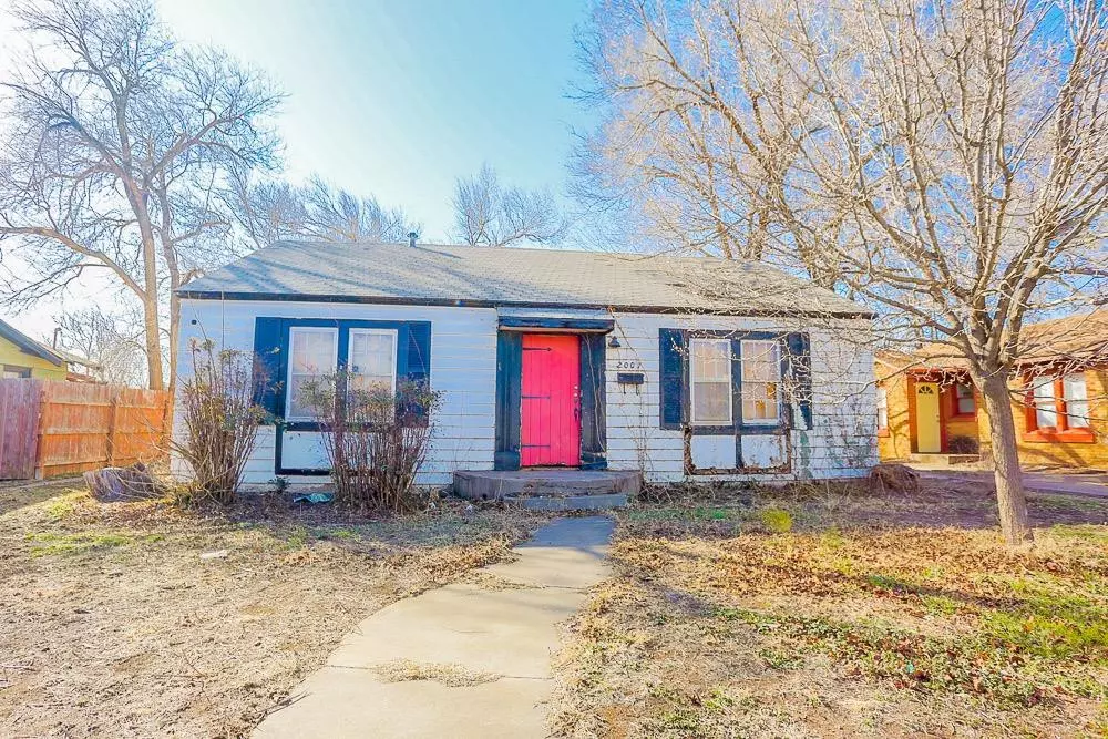 Lubbock, TX 79411,2007 27th Street