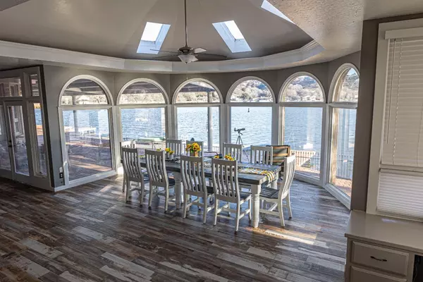 24 S Lakeshore Drive, Ransom Canyon, TX 79366