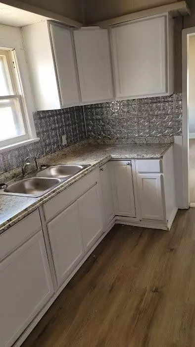 Floydada, TX 79235,902 S Wall Street