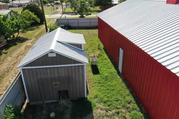 301 Braidfoot, Silverton, TX