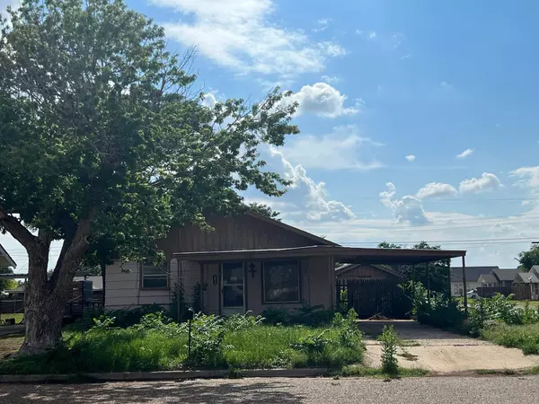 1011 Ave E, Abernathy, TX 79311