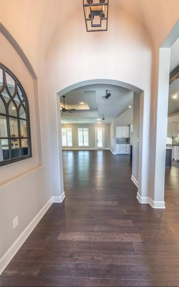 Lubbock, TX 79416,4811 5th Street