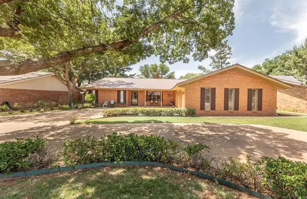 214 E 27th Street, Littlefield, TX 79339