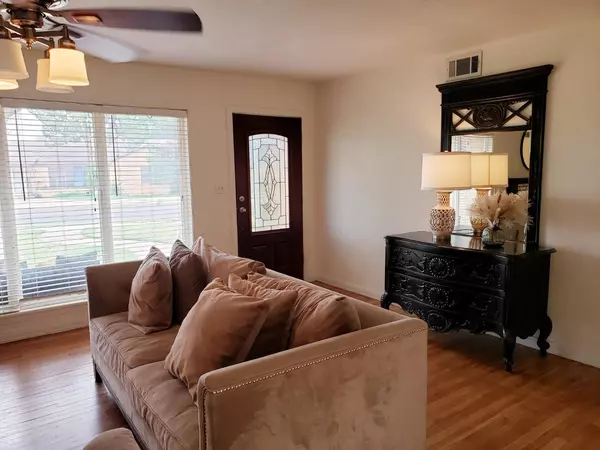 Lamesa, TX 79331,1012 N Ave G