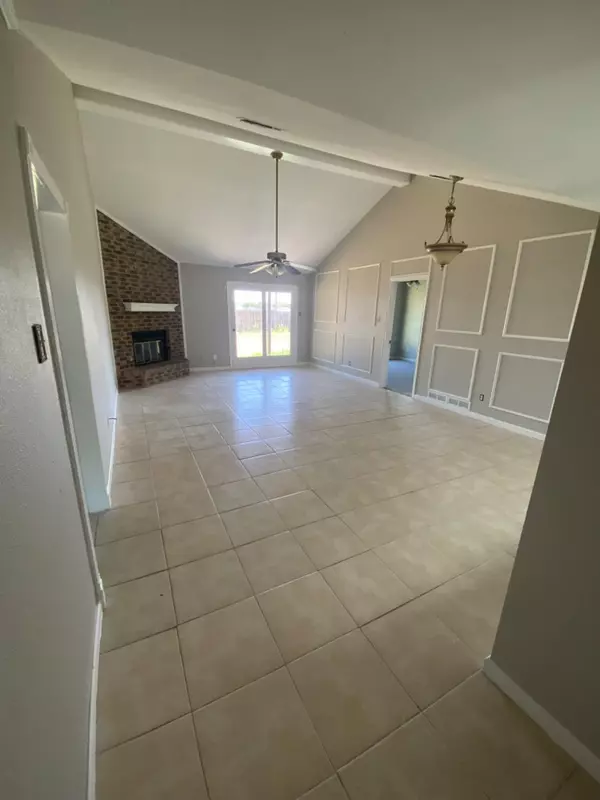 Levelland, TX 79336,312 Douglas Street