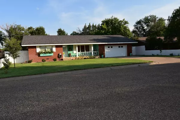 210 E 21st Street, Littlefield, TX 79339