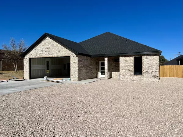 410 W 5th, Denver City, TX 79323