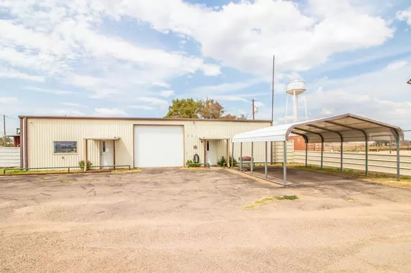 Lorenzo, TX 79343,221 Hwy 62