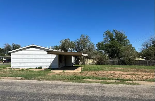 Snyder, TX 79549,2112 40th Street