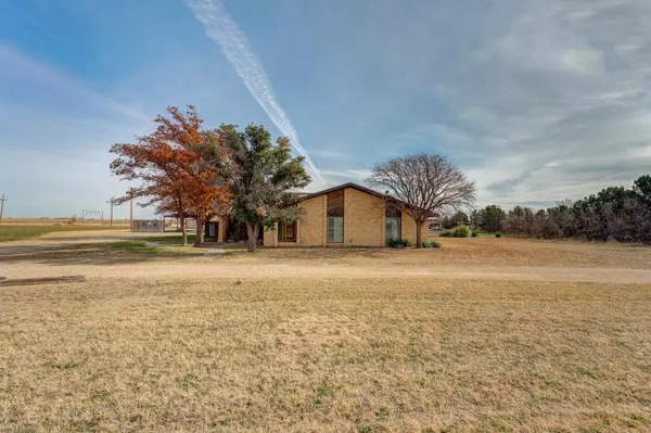 10104 N FM 1729, Idalou, TX 79329