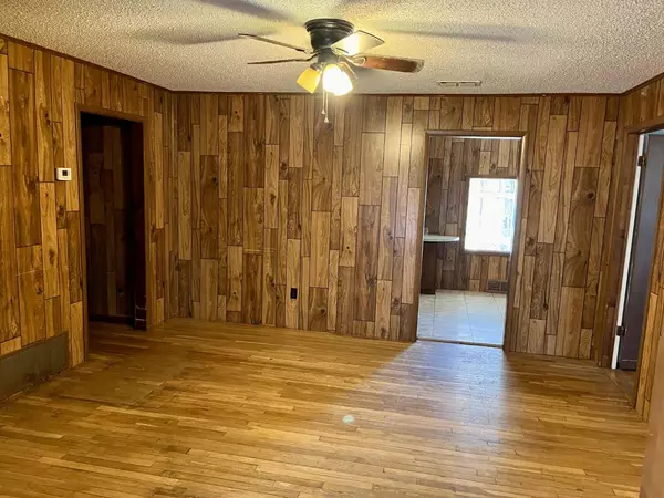 Petersburg, TX 79250,1907 Ave I