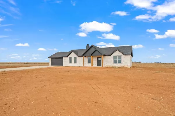 4623 E County Road 6000, Idalou, TX 79329