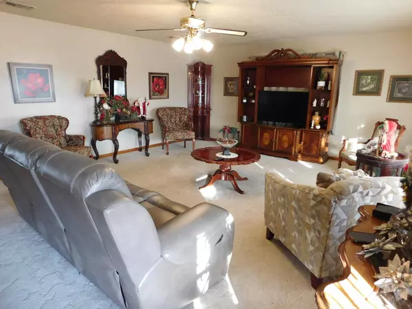 Hale Center, TX 79041,402 W 9th Street