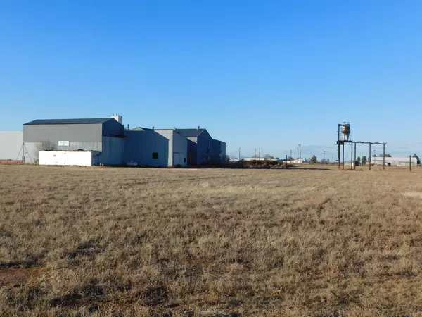 Farwell, TX 79325,140 County Road YA