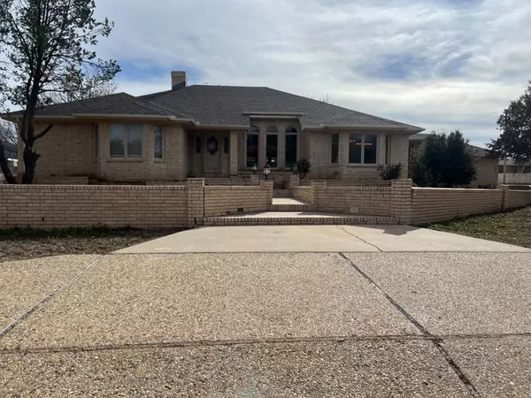 Snyder, TX 79549,2604 33rd Street